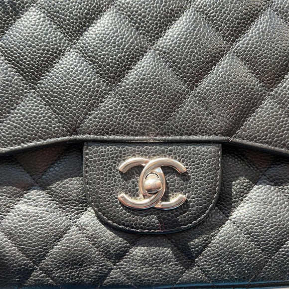 Chanel Caviar Classic Jumbo Double Flap Bag - Picture 5 of 10
